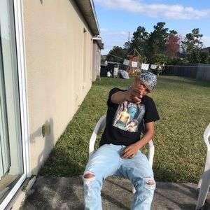 Meet your Posher, Anthony